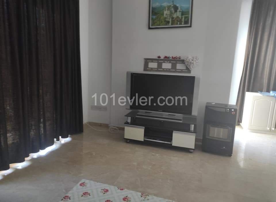 Flat To Rent in Girne Merkez, Kyrenia