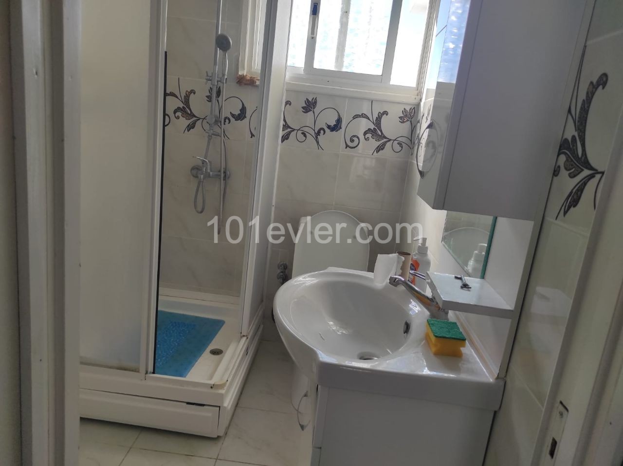 Villa To Rent in Karaoğlanoğlu, Kyrenia