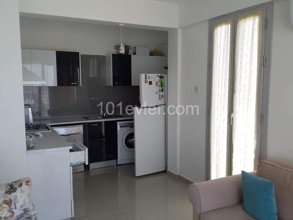 Flat To Rent in Girne Merkez, Kyrenia