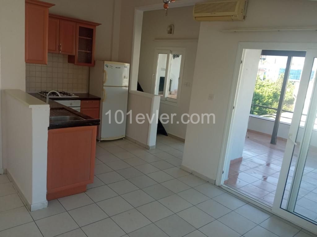 Flat To Rent in Girne Merkez, Kyrenia