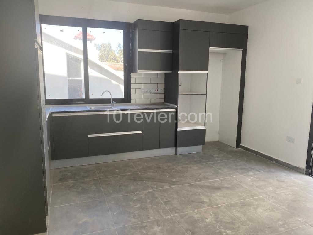 Flat To Rent in Girne Merkez, Kyrenia