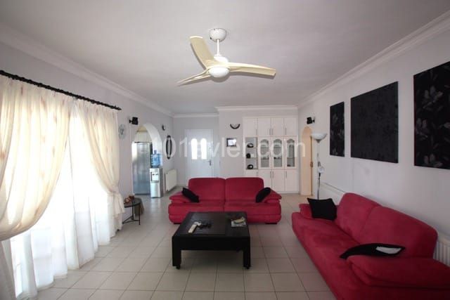 4 Bedroom Villa for Rent ** 