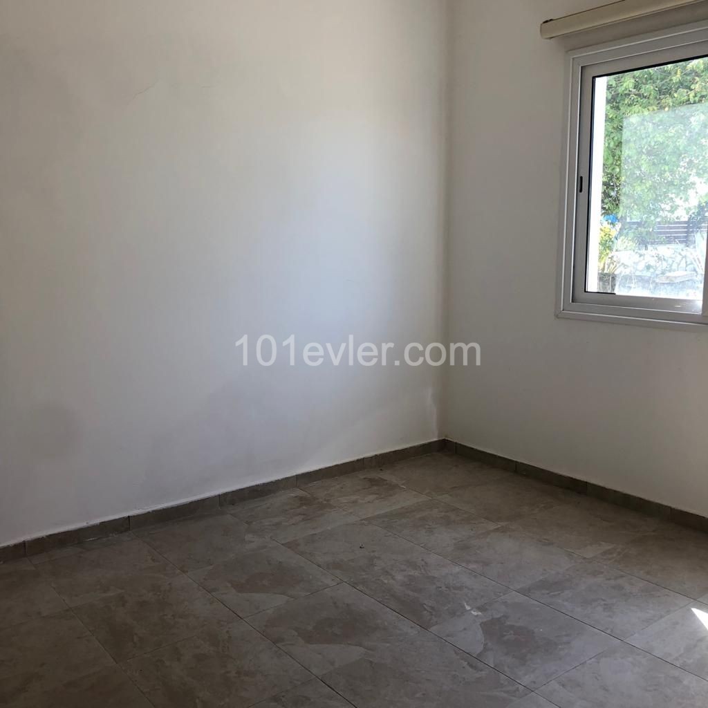 3 bedroom apartment ** 