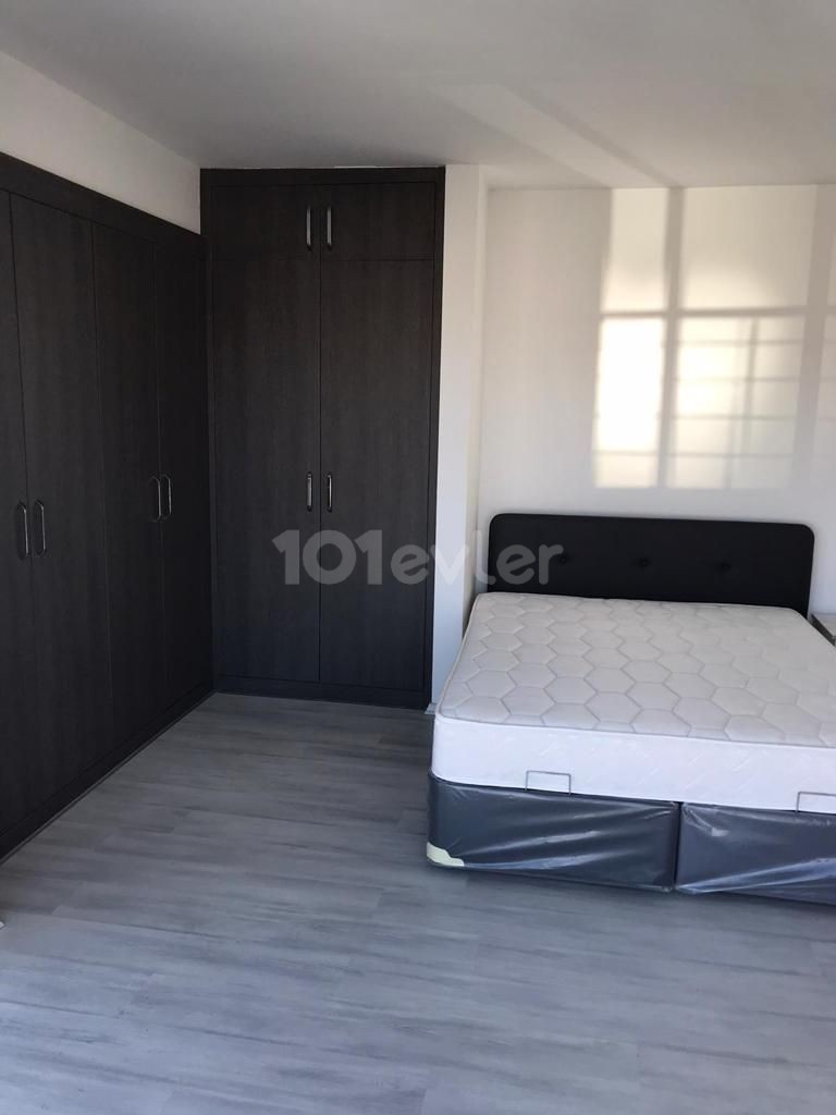 2 bedroom apartment ** 