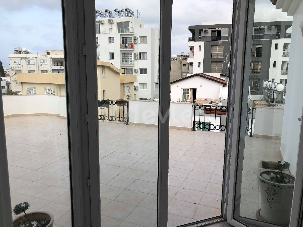 Çok iyi konumda satılık penthouse