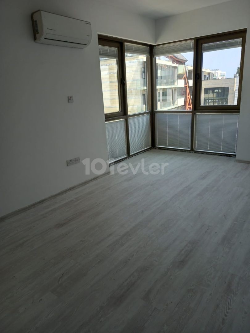 3-Bedroom apartment without furniture ** 