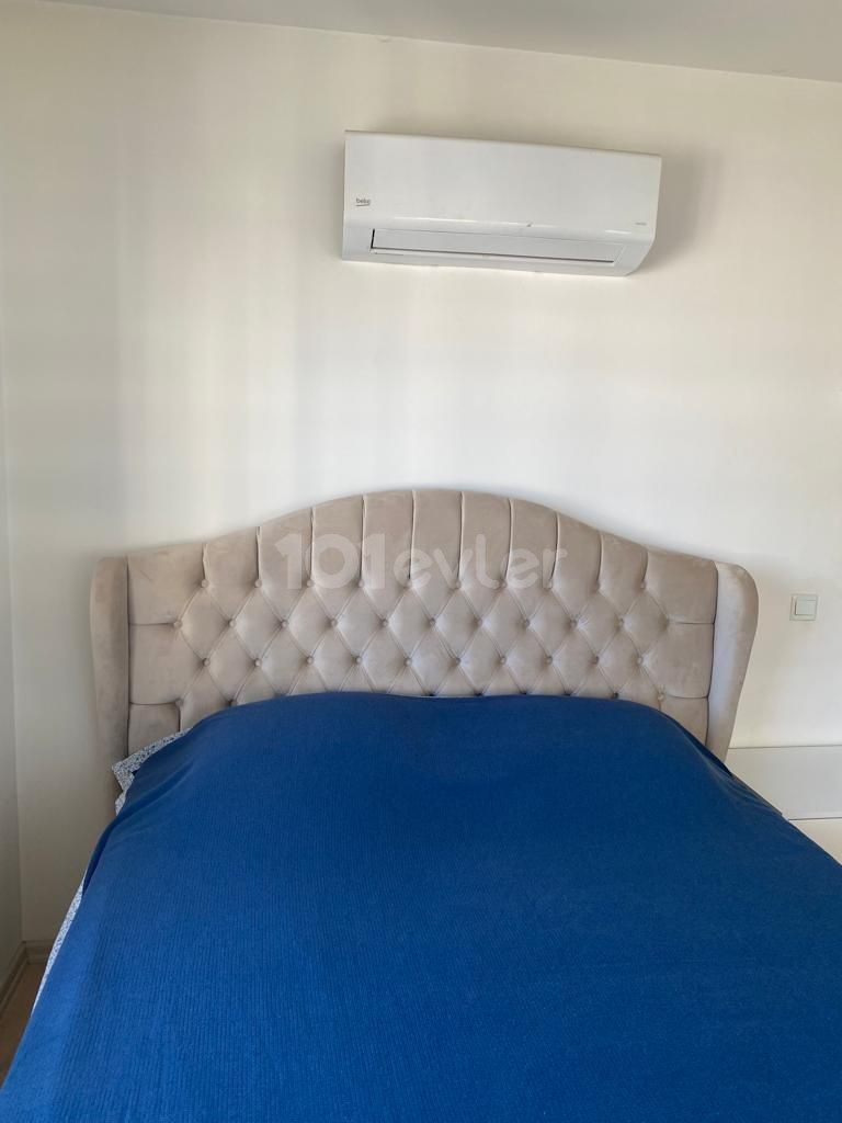 2 bedroom apartment ** 