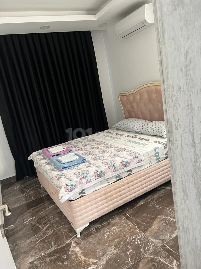 Günlük kiralık 4+1 havuzlu villa