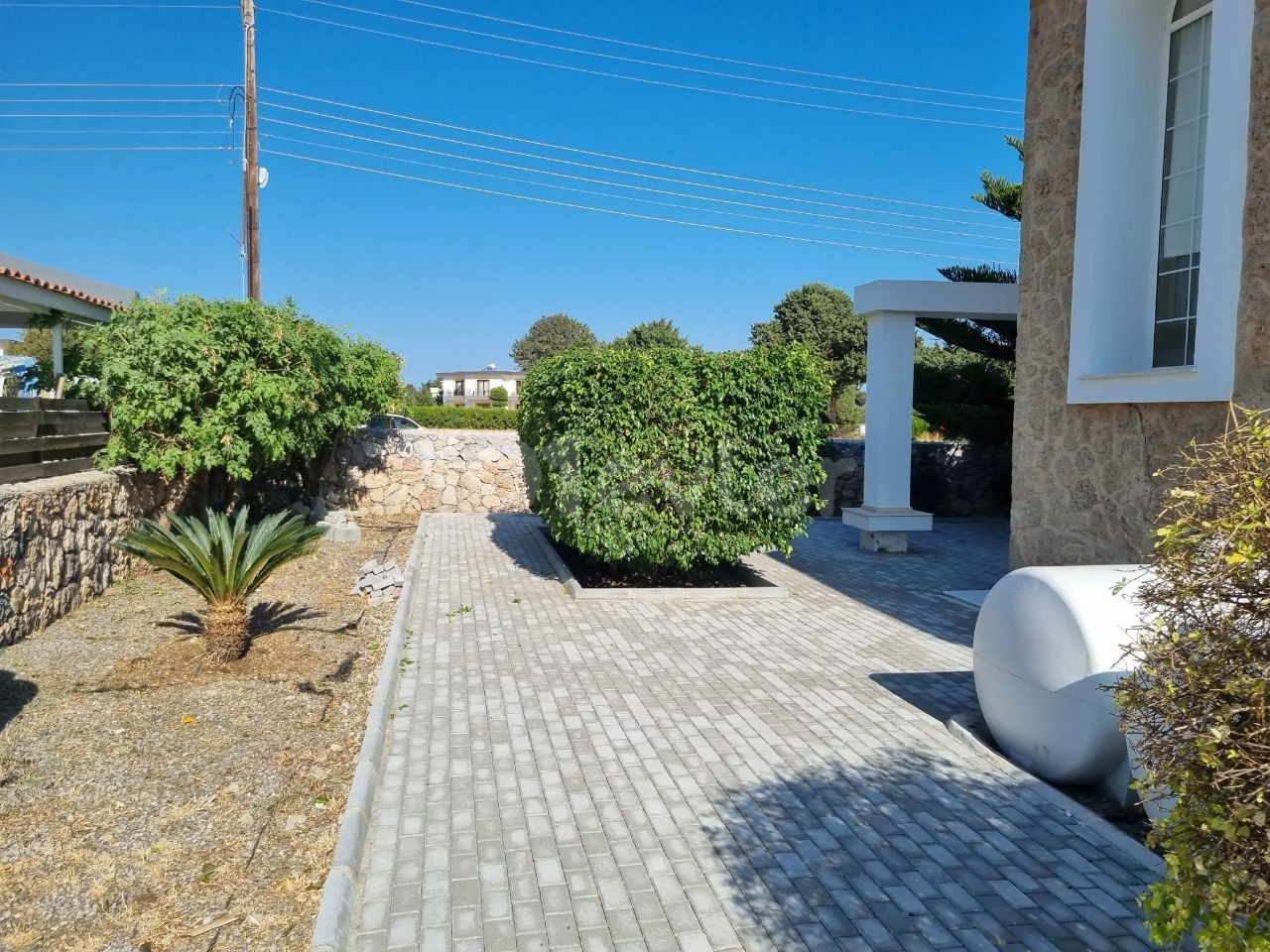 Villa To Rent in Lapta, Kyrenia