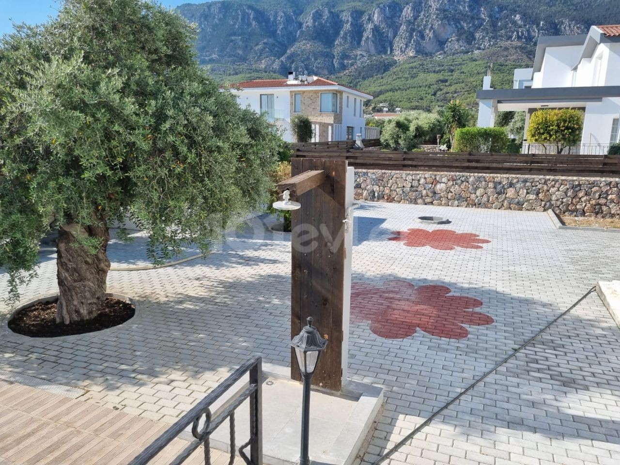 Villa To Rent in Lapta, Kyrenia