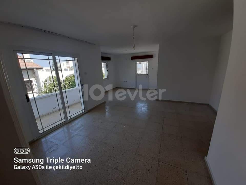 Flat To Rent in Girne Merkez, Kyrenia