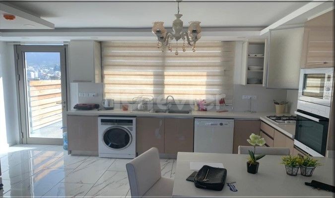 квартира Продается in Aşağı Girne, Кирения