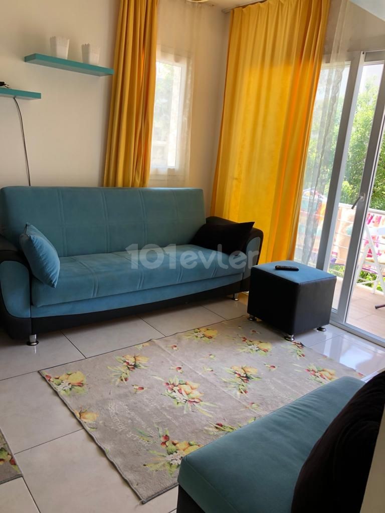 Flat To Rent in Girne Merkez, Kyrenia