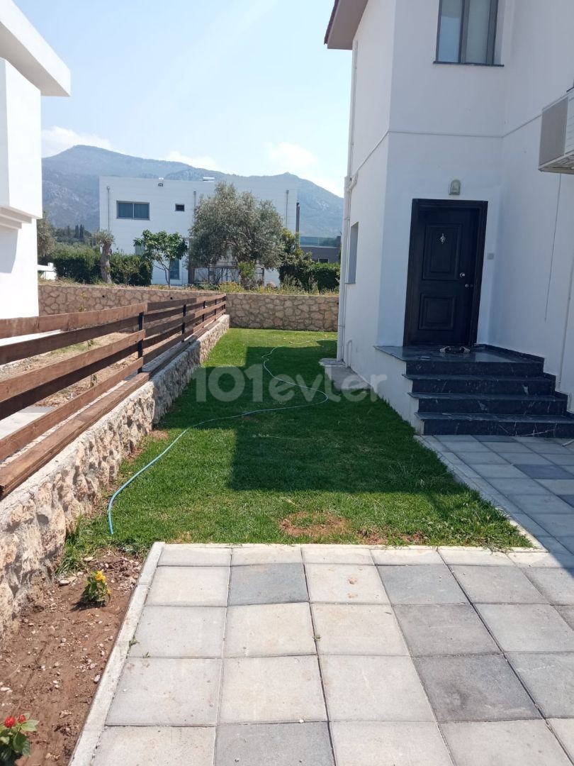 Satılık 3 yatak odalı Villa 