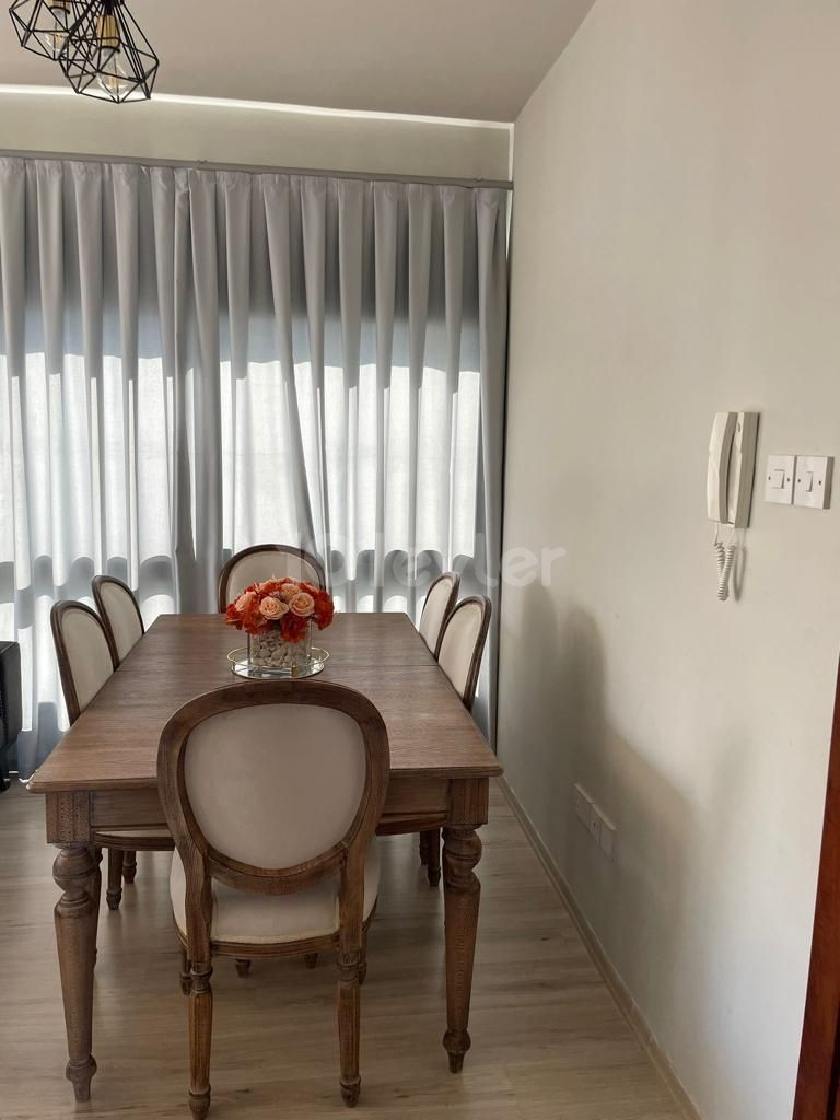 2+1 apartment in the center of Kyrenia