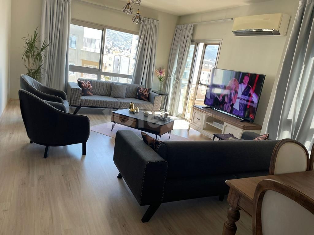 2+1 apartment in the center of Kyrenia