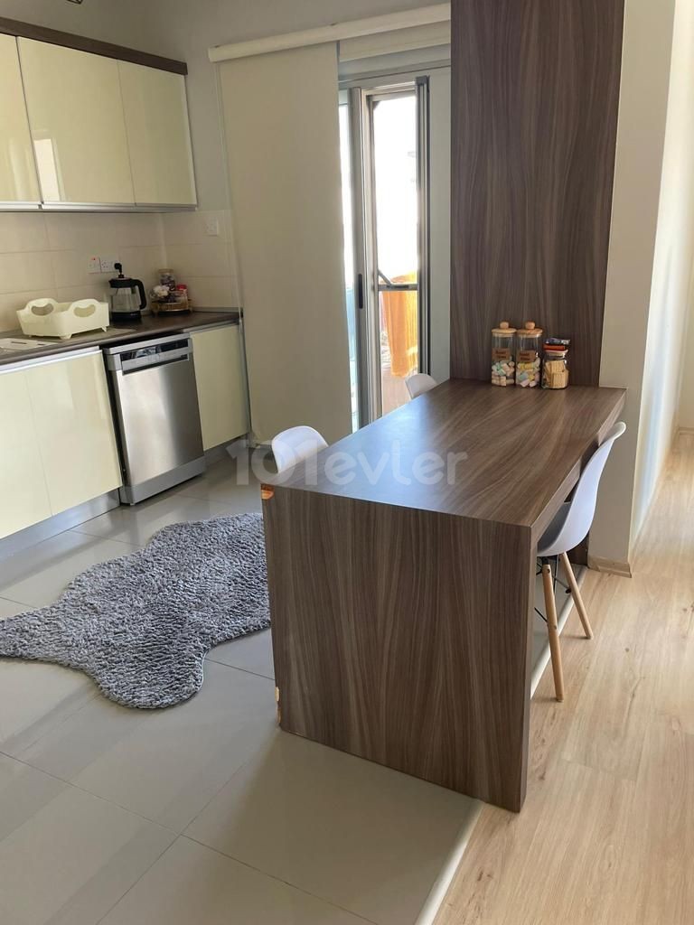 2+1 apartment in the center of Kyrenia