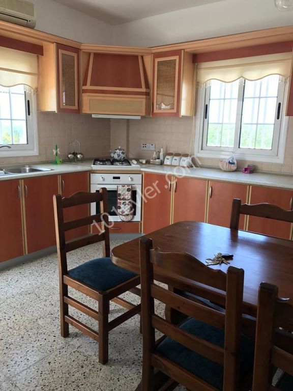 3 Yatak Odalı Kiralık Villa