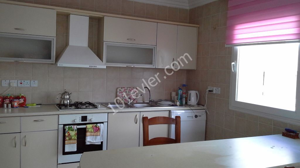 1 + 1 furnished apartment for rent from the owner in the center of Kyrenia, including dues ** 