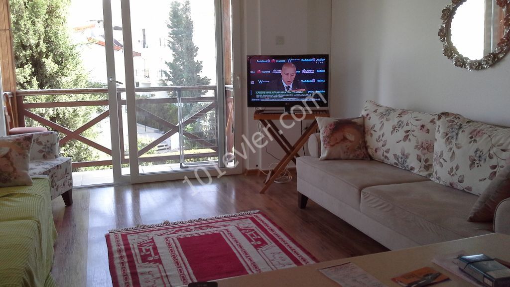 1 + 1 furnished apartment for rent from the owner in the center of Kyrenia, including dues ** 