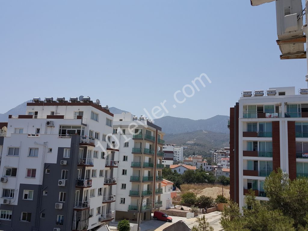 Flat To Rent in Girne Merkez, Kyrenia