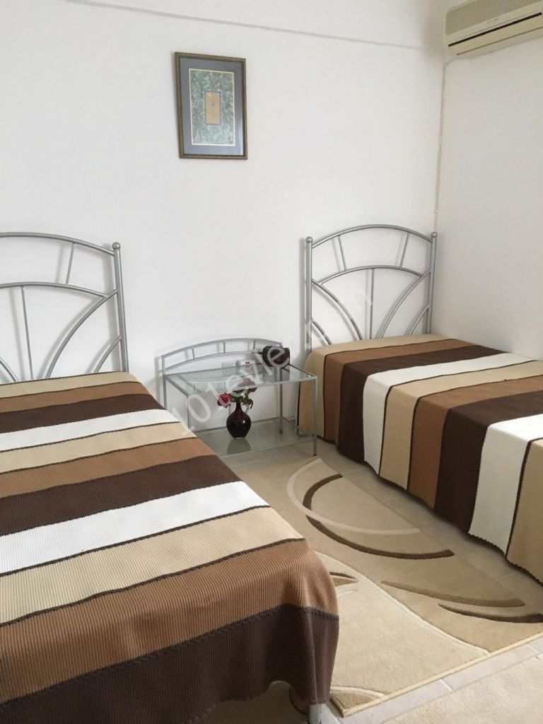 Girne Merkez Patara sitesinde 3+1 kiralık 