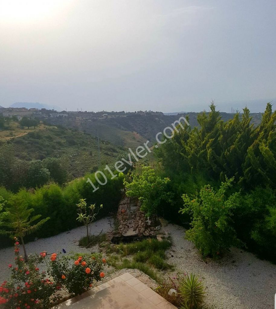 Villa For Sale in Arapköy, Kyrenia