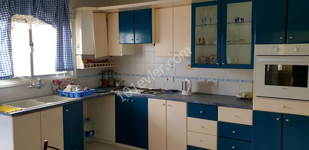 Yenişehir’de 3+1 full eşyalı kiralık daire