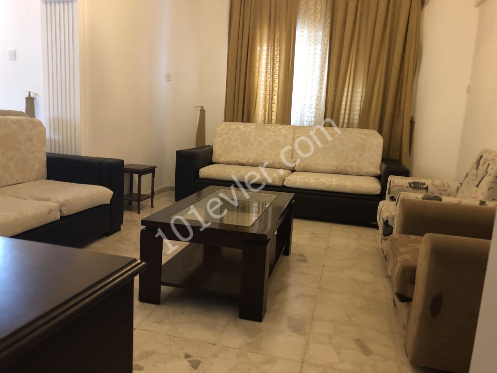 Ortaköy merkez de 4+1 full eşyalı daire 