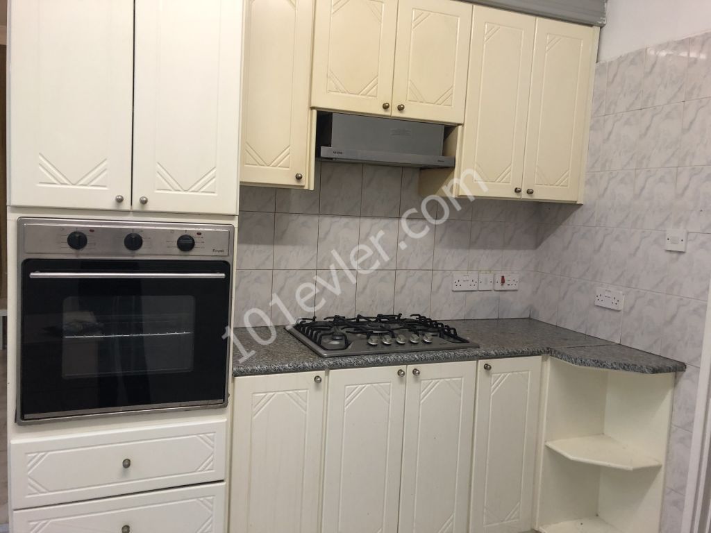 Ortaköy merkez de 4+1 full eşyalı daire 