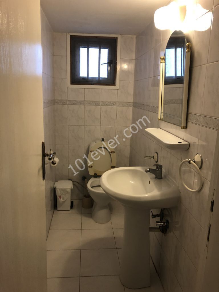 Ortaköy merkez de 4+1 full eşyalı daire 