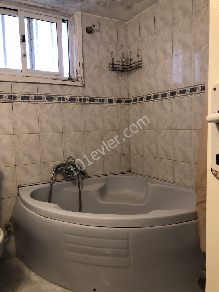 Ortaköy merkez de 4+1 full eşyalı daire 