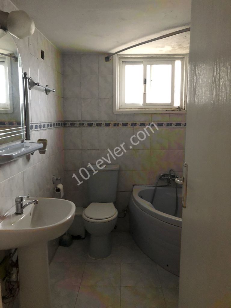 Ortaköy merkez de 4+1 full eşyalı daire 