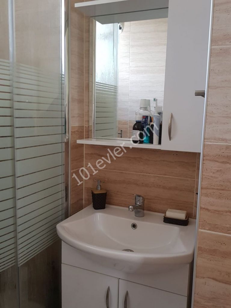 Gönyeli merkezde mardo arkası full lux eşyalı daire 