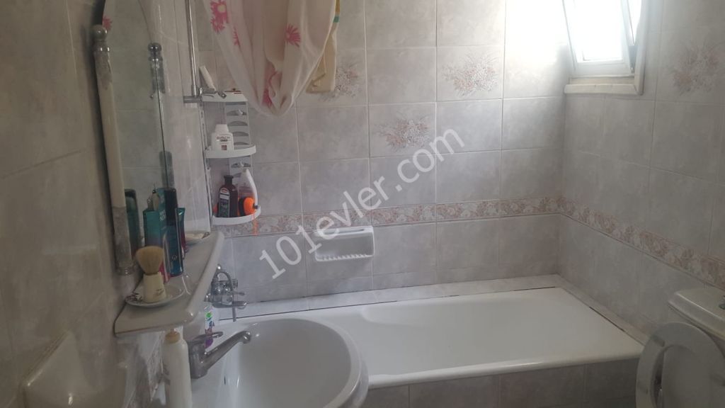 Gönyeli de 3+1 full eşyalı kiralık daire 