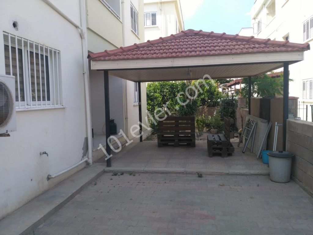 Küçük kaymaklı 3+1 zemin kat full eşyalı kiralık daire 