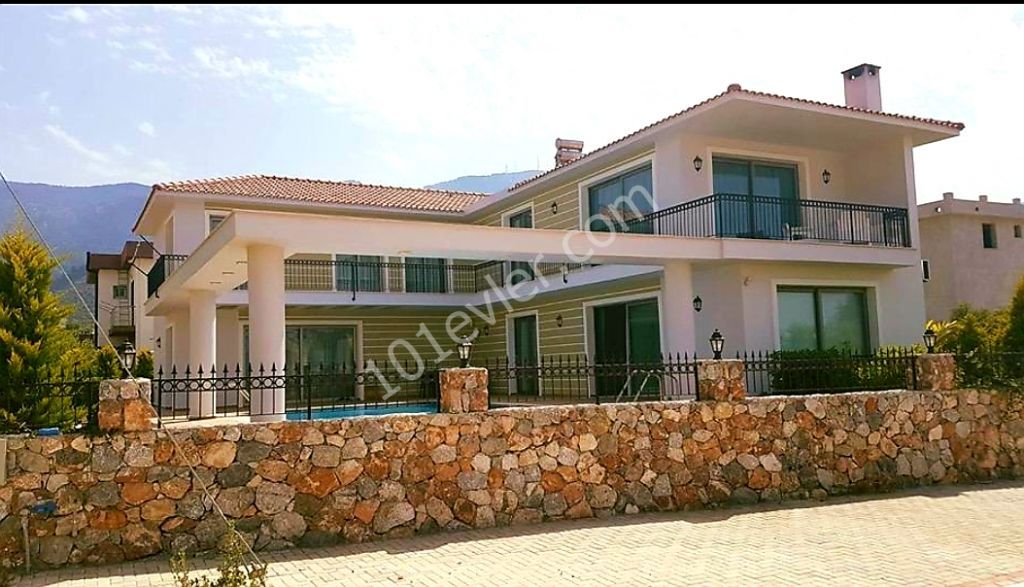 FULL EŞYALI EXTRALI LÜX VILLA