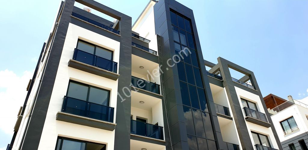 Penthouse For Sale in Köşklüçiftlik, Nicosia