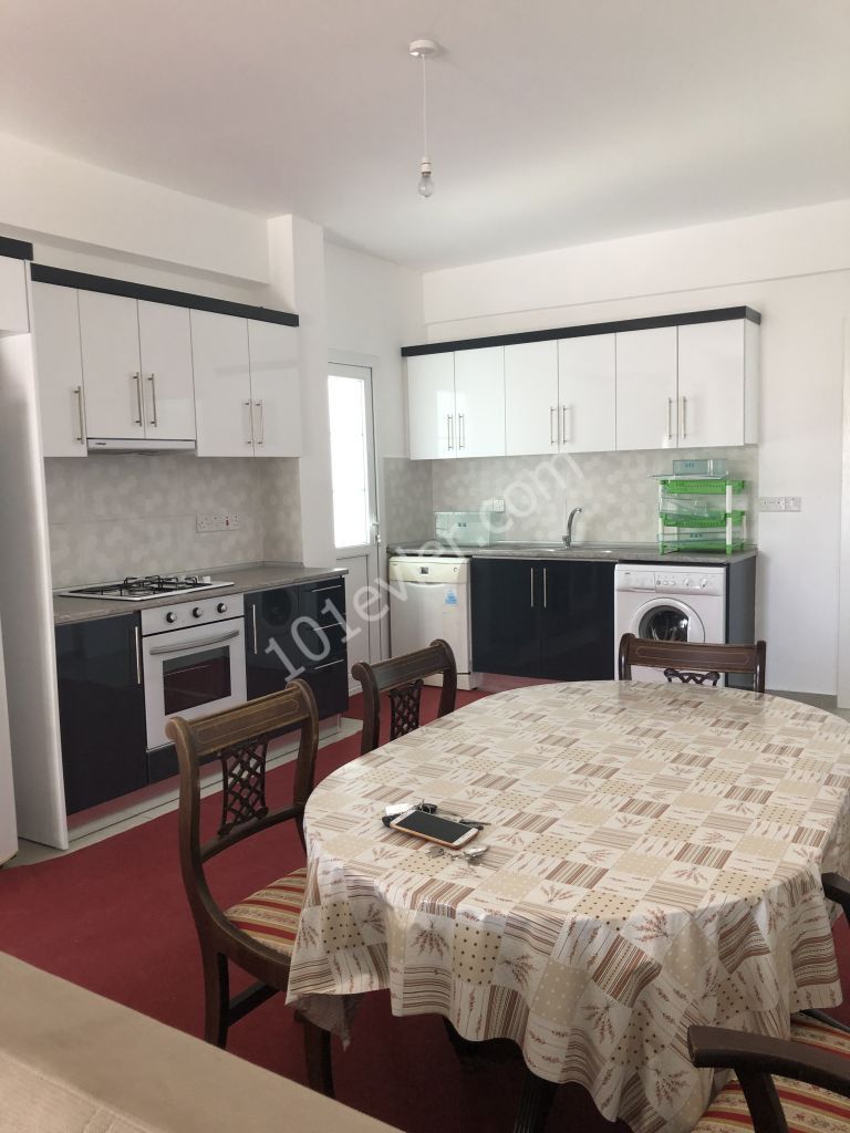 Gönyeli de 2+1 eşyalı  daire 