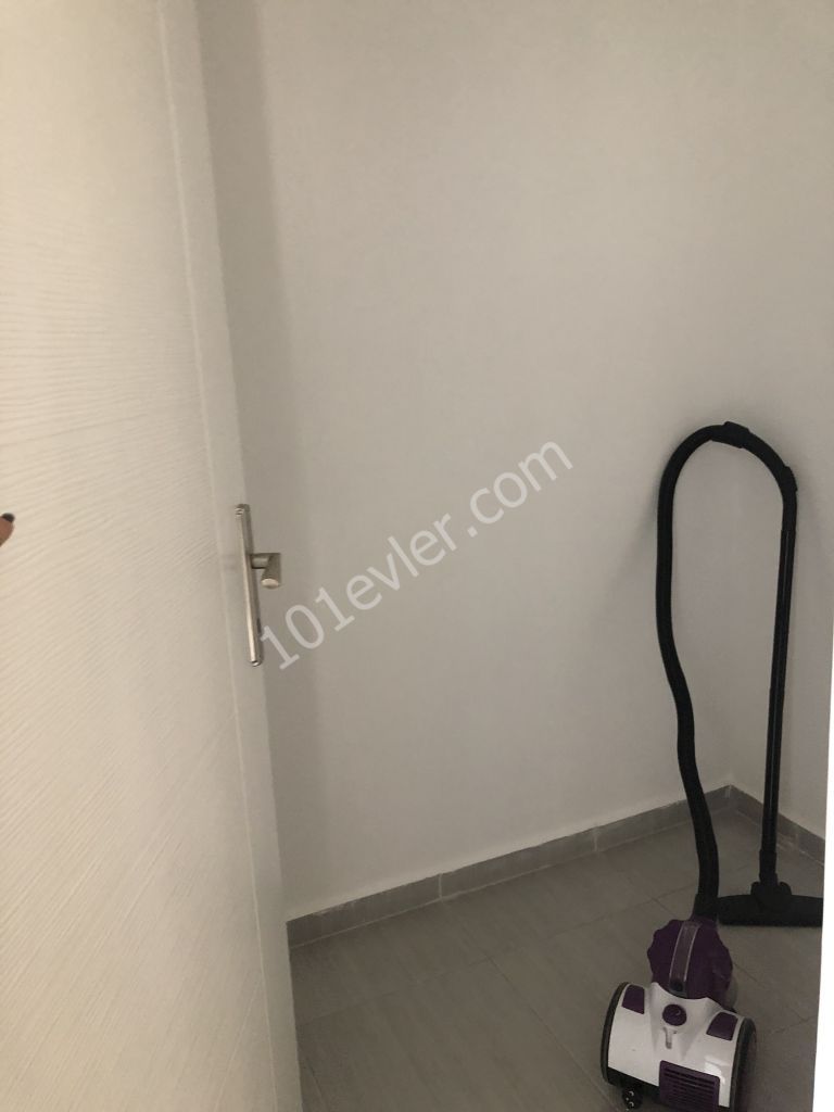 Gönyeli de dürümcü babanın arkası 2+1 eşyalı kiralık daire 