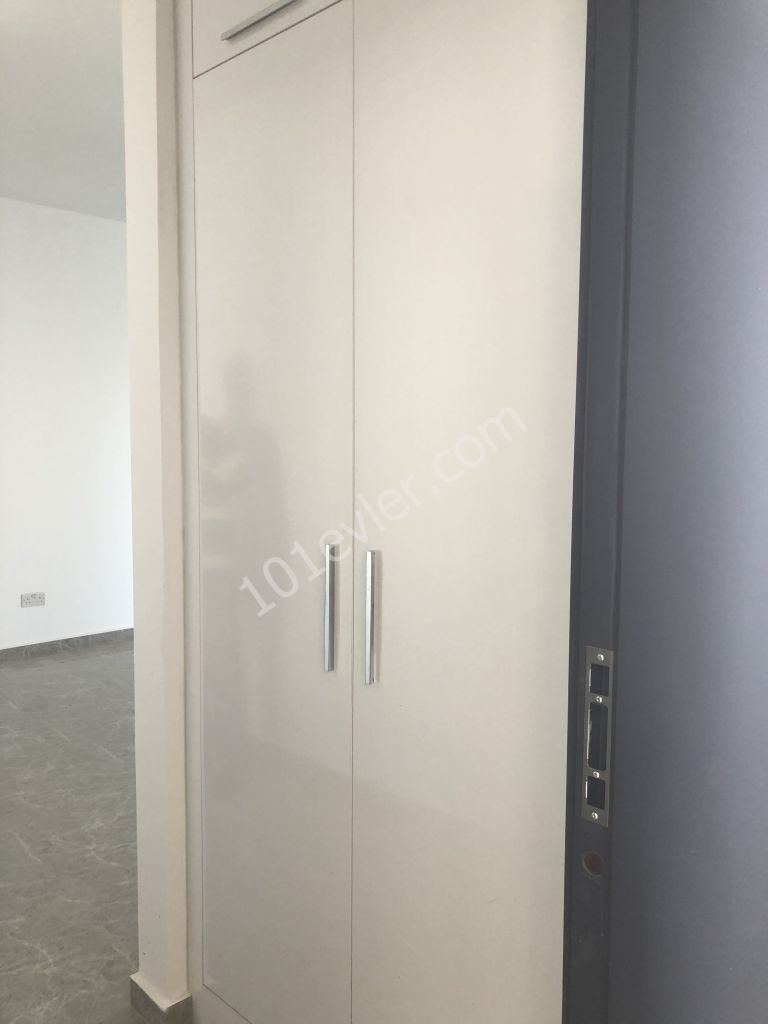 Gönyeli fulleşyalı sıfır 2+1daire kiralık 