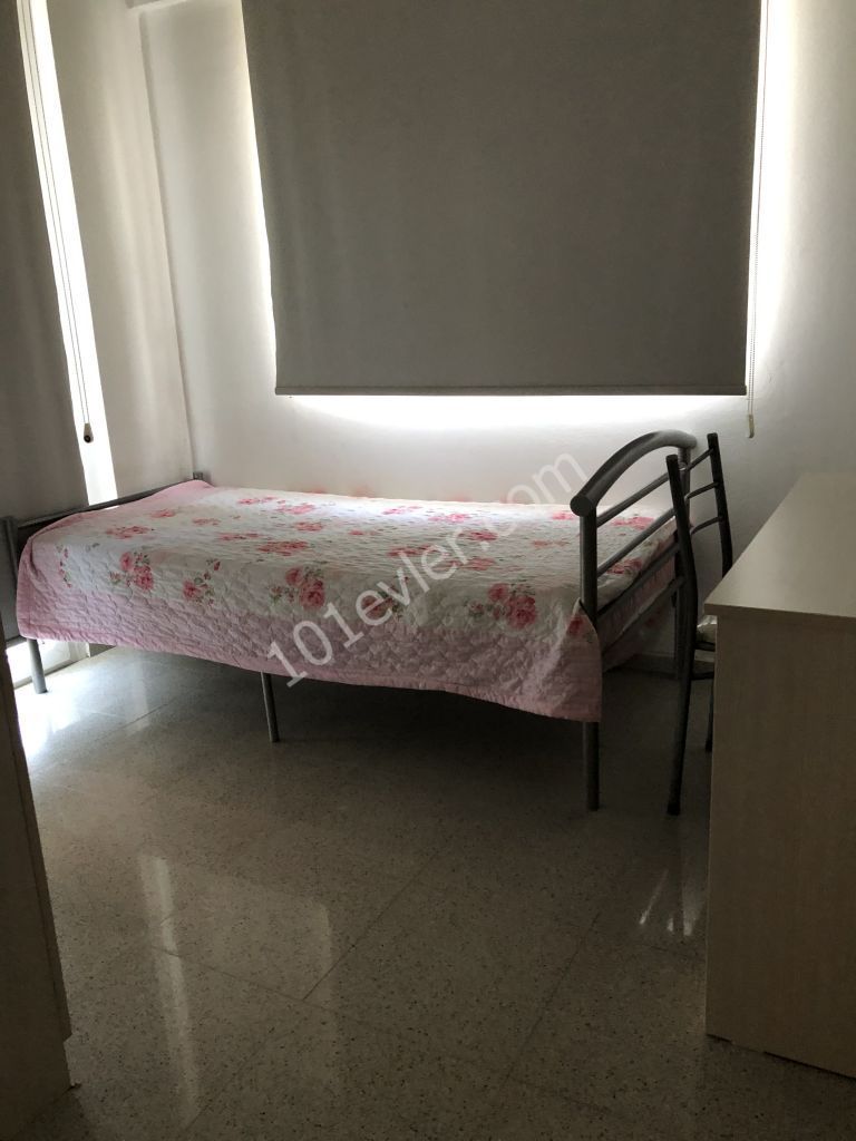 Yenikent ‘de 2 +1 eşyalı kiralık daire 