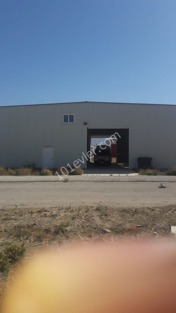 Warehouse To Rent in Alayköy, Nicosia