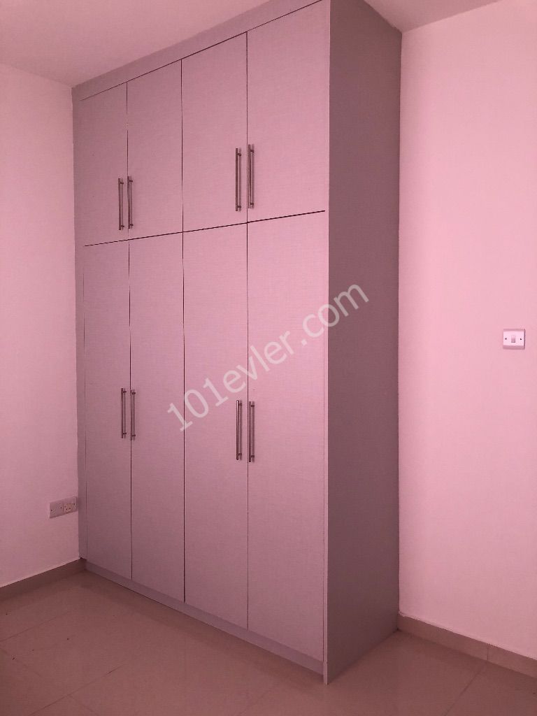 Gönyeli de full eşyalı 2+1 kiralık daire 