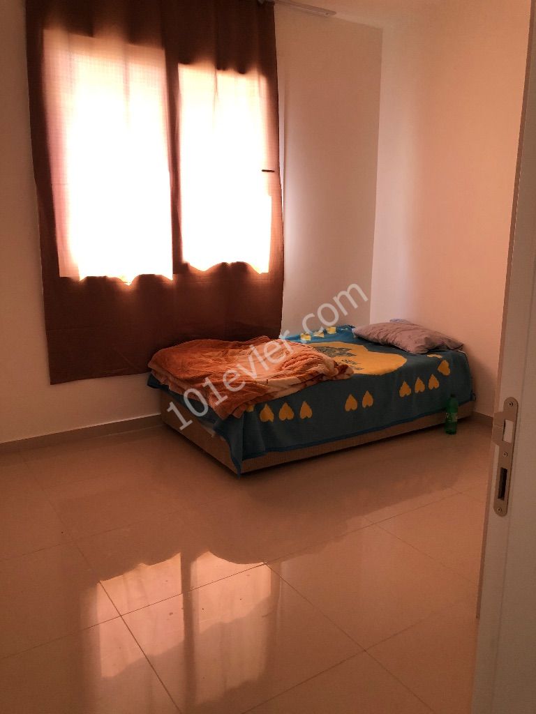 Gönyeli de full eşyalı 2+1 kiralık daire 