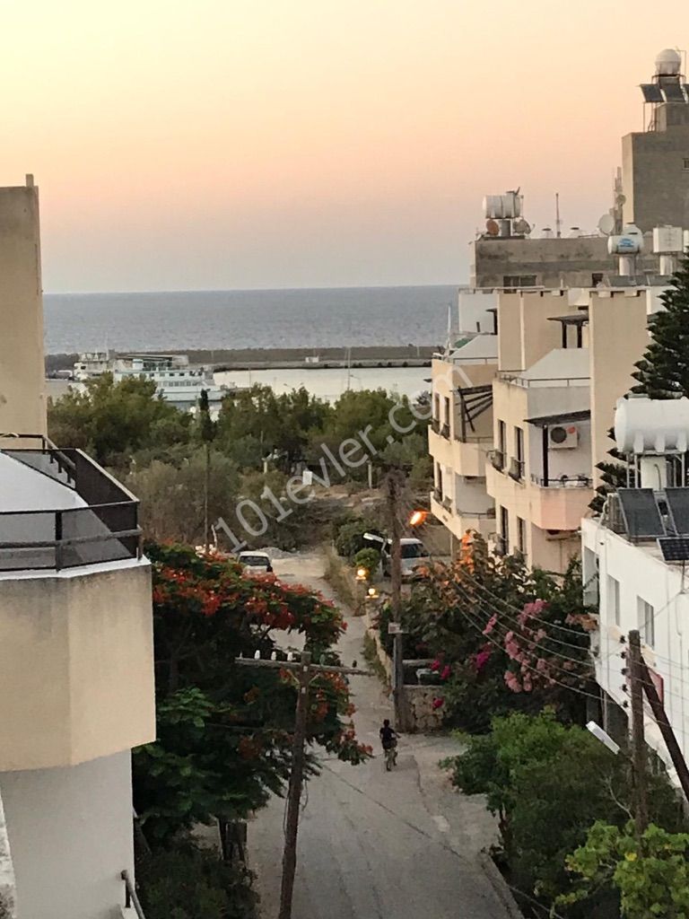 Penthouse Mieten in Girne Merkez, Kyrenia