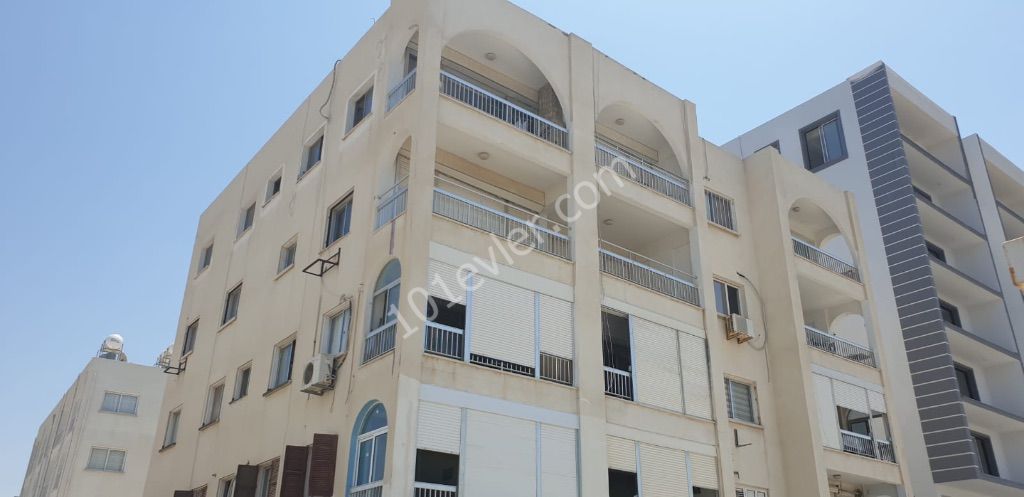 Flat To Rent in Girne Merkez, Kyrenia