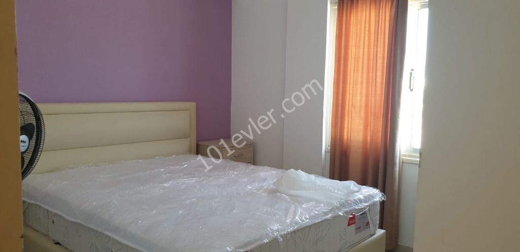 Girne kaşkarkort bölgesi.   3+1 Full eşyalı daire 