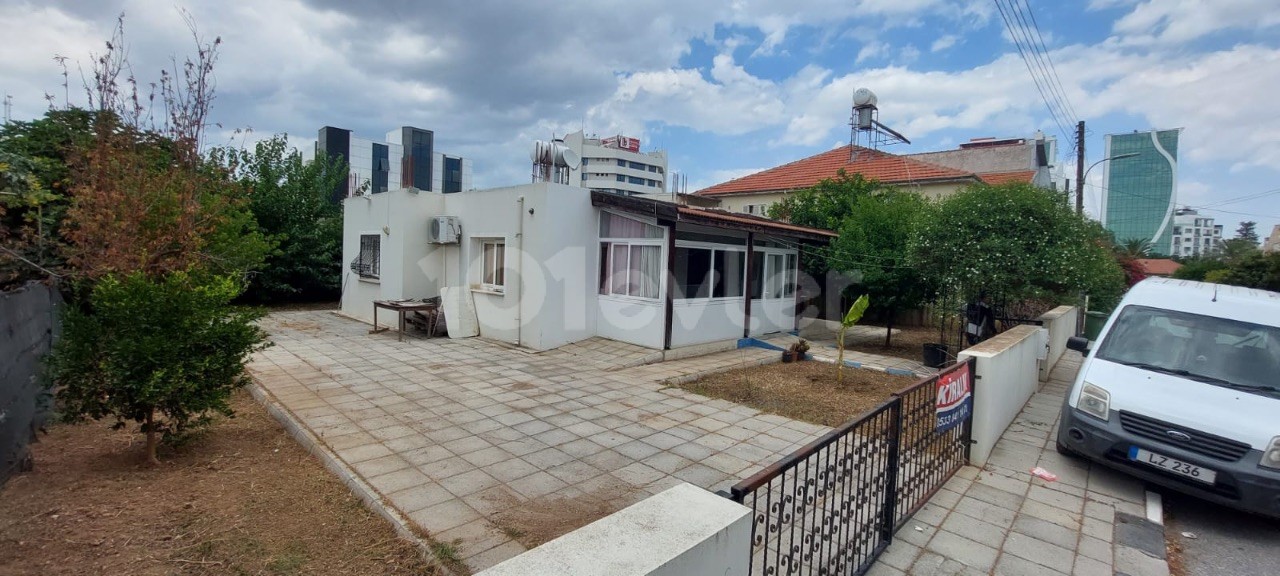 Yenişehir’in merkezinde müstakil Bahçeli 2+1 Kiralık Ev