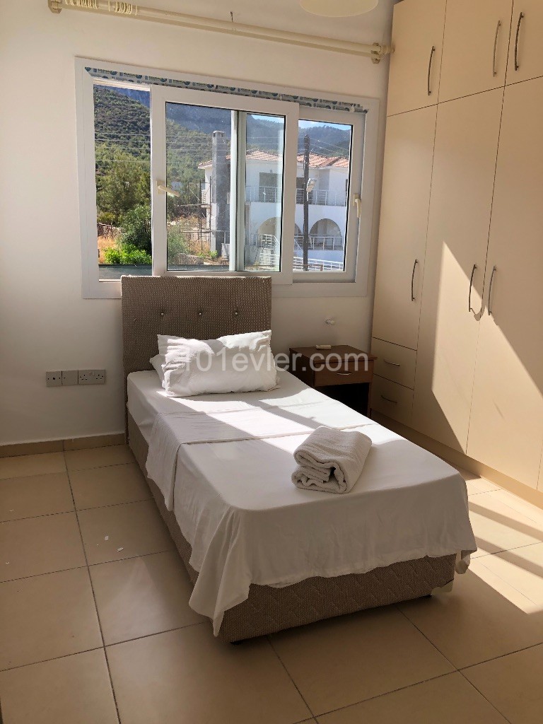 4+1 private pool villa with fireplace for rent in Alsancak Kyrenia ** 